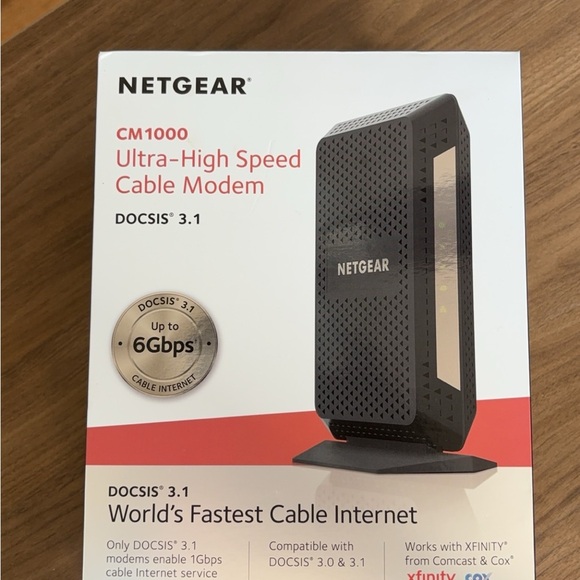 NETGEAR Black Cable Modem - Picture 2 of 11